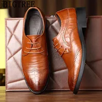 Dress Shoes Oxford para hombres Moda italiana Hombres Formas Formas de cuero genuino Homme Mariage Sapato Social