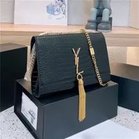 Moda kadın çanta gerçek deri çantalar zincir altın gümüş 2023 omuz lüksler tasarımcı çanta metal flip kapak çapraz haberci siyah crossbody el çantası çanta