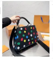 Women Fashion bags Totes Litchi grain Taurillon handbag Shopping Satchels shoulder cross body outdoor messenger bags Capucines Luxury designer purses