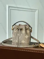 10A Top Tier Mirror Quality Nano N0e Bag Luxury Designers Real Leather Cowhide Bucket Handbag Womens Black Embossed Purse Crossbody Shoulder Strap Box Bag