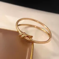 Bomada de diamante de diamante Bangle Gold Designer de luxo Monograma Bracelete Hollo
