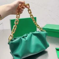 El çantası Yeşil Moda 2023 Tasarımcı Çantalar Kadın Mini Omuz Yumuşak Deri Debriyaj Beyaz Siyah Pembe Bayanlar Üstü Çantalar Bulut Çantası Lüks Kozmetik Çanta