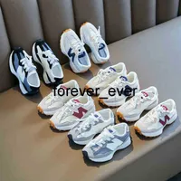 2022 SPRING Sport Sport Sport Shoes para niños 'Niñas pequeñas zapatos casuales de cintura Fashion Baby Kids Sneakers tamaño 21-37 Y220510