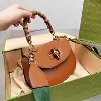 Designers Luxurys feminino Totes Bambu Smitle Top Handle Bag 100% Genuine Leather 1-1 Raça Bolsa Lady Crossbody Shouper Bolsa