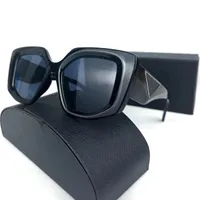 Lunettes de soleil designer Classic et rétro Classic Eyeglass Goggle Outdoor Beach Sun Sunes For Man Woman Mix Color Facultatif Signature triangulaire en option