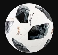 Modric Coutinho Suarez autografado assinado assinado Memorabilia colecion￡vel de 2018 Bola de futebol do mundo