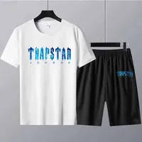 Мужские футболки Новая летняя футболка Trapstar и шорты, установленные роскошной бренд хлопковой футболка мужская печатная шкатулка для женского спортивного костюма бесплатная доставка Z0221 Z0221