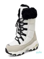 Women Boots Winter حافظ على الجودة الدافئة Midcalf Snow Boots Ladies Laceup مريحة للماء الجوارب الكاحل