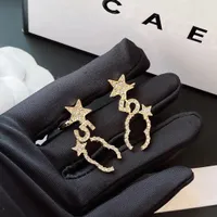 Vrouwen houden van stempel Charm oorbellen 18k gouden brief liefde charrings vintagee sieraden ontwerp voor dames Europa