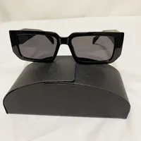 Lanques de soleil de luxe de luxe Designer Designer Womens Mens Goggle Senior Eyewear For Women Eyeglass Frame