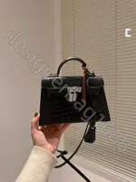 Timsah Kly Designer çantaları popüler yeni moda vintage cazibe crossbody tasarımcı çanta çanta çantaları kadın çantalar indirim çanta