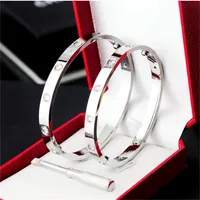 Donne uomini amano braccialetti braccialetti fascino in acciaio in acciaio argento a vite growdriver brandwangle bracciale coppia di gioielli con braccialetti di design originali