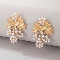 Charm Docona Fashion Gold Drop Earraring for Women Romantic White Bead Geometry Leghe Orecchini per matrimoni femminili Regali di gioielli da sposa 20535 G230225