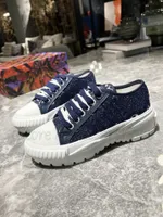 2023 Squad Sıradan Ayakkabı Moda Spor Ayakkabıları Yüksek Düşük Çete Kadın Stili Pembe Mavi