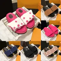 Дизайнерские тапочки бассейн подушка LVS Комфорт тисненные мулы сандалии мужчины женские пляжные туфли тройной черно -розовый темно -синий роскошные модные слайды