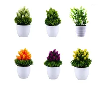 装飾的な花1PCシミュレーションツリーポット人工植物ホームガーデンエルパーティーの装飾用の植物プラスチック製の小さな植物鉢植えの装飾品