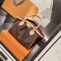 Designer bolsas de bolinhos de bolinhos femininos hobos bolsa mais nova bolsas de grão transversal coloras de doces Totes Moda Moda Single Crossbody Bag 2022