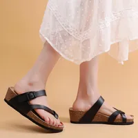 Zapatillas de moda cosmágica cuña zapatilla de corcho 2022 mujeres bay de verano bagatela casual hebilla de hebilla mediante zapato de tobogán exterior