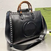 Bolsas de designer de luxo FD Mulheres Onhego Bolsas Bolsa de couro genuíno Handbag original de alta qualidade OEso 2022