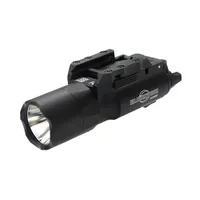Tactical SF X300 Ultra LED PISTOL LIGHT X300U jaktgevär ficklampa Vitt ljus 400 lumen utgång passar picatinny eller universal RA282W