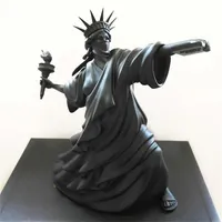 현대 미술적 동상 자유의 토치 토치 블랙 컬러 폭동 리버티 런던 아트 박람회 수지 조각 홈 장식 창조적 선물 274m
