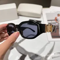 남자 여자를위한 럭셔리 베어 선글라스 남성 유니탄 디자이너 고글 비치 일요일 안경 복고풍 작은 프레임 럭셔리 디자인 UV400 상자와 최고 품질