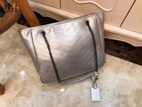 Axelväskor axelväskor högkvalitativ designer kvinnor handväskor äkta läderväskor messenger fyrkantig metallkedja mode kvinnliga handväska