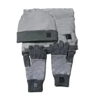 5555 NOUVEAU créateur de haute qualité pour hommes Squarou Glove Glove Set Luxury Capes en tricot Caps Skis Mask Unisexe Winter Outdoor Fashion 251D