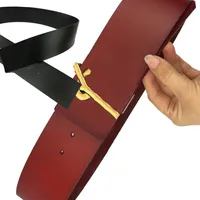 أحزمة 7V للنساء مصممة للنساء حزام حزام أصلي من الجلد الأسود الأحمر اللون الحمراء مصمم البقر البقر البقر العرض الفاخر 7 سم 44744303E158M