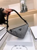 Projektanci trójkątne pokrytą kryształami torby diamante luksusowe torebki modowe dla dziewcząt najlepsza jakość designerska torba na ramię vintage torebka foumas totes