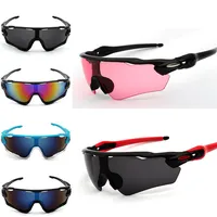 Hommes noirs femmes Polarizer Eyesars Sports Outdoor Driving Sunglasses Cool Grey Fashion Eye ACCESSOIRES MODIES COLOCHE
