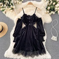 Sıradan elbiseler yuoomuoo ins moda kadınlar prenses siyah mini kapalı omuzlar yüksek bel dantel patchwork gotik Kore partisi vestidos 220905