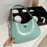 Solid Color Smooth Pu Leather Shoulder Bag s for Women Designer Luxury Hasp Handbag Female Travel Armpit