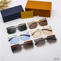 2022 Tasarımcılar Güneş Gözlüğü Lüks Güneş Gözlükleri Şık Moda Yüksek Kalite Polarize Erkek Kadın Cam UV400