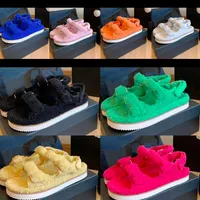 Sandálias de lã de cordeiro feminino Designer Candy Color Lazer de inverno Sandálias de calor