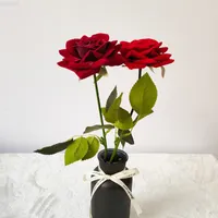 Fausse verdure florale 10pcs Flanel Roses Real Touch Enkele Kop Kunstmatige Bloemen Bos Voor Bruiloft Home Garden Decor Valentijnsdag Gift J220906