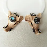 Подвесные ожерелья 5pcs Natural Ox Cone Sealephant Trunk с хрустальными цирконами с кафором
