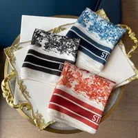 Высококачественные 3 цвета шелковые шарф женщины 53 53 см маленькие квадратные шарфы. Случайные элегантные бутик Целые подарки для женщин 239 В