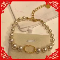 Luxurys Designer Bracelets for Women Designers Bulb￵es Inoxless Letter F Pearl Bracelet Wedding Lovers Gift Luxury Jewelry Bangle279Q