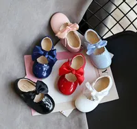 First Walkers Baby Girls Shoes de cuero Ni￱os Ni￱os Ni￱os Princesa zapatilla Para fiesta de bodas Dancing Bowtie 6m-7t