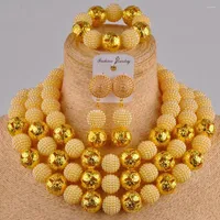 Orecchini di collana set beige simulato oro perla africano gioielli africani perline per perline di nozze nigeriane per donne fzz23