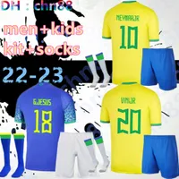 2022 Futbol Jersey Brazils G.Jesus Coutinho Brasil Camiseta De Futbol 2023 Kaleciye Futbol Gömlek Kadın 22 23 Maillot Erkek Çocuk Kiti Dünya Kupası Tren Takım Seti Çorap
