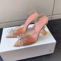 Amina Muaddi Begum Pvc Muller Ayakkabılarla Yay Dekorasyon Ayakkabıları Pompalar Makara Topuklular Sandals Kadın Lüks Tasarımcıları Elbise Ayakkabı Akşam Slingback Sandal