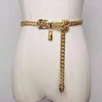 أحزمة هاتسيجو سلسلة ذهبية حزام قفل الخصر المعدني للنساء دبوس أنيقة دبوس الإناث فستان الشرير