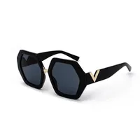 نظارة شمسية إطارات مضلعة أحادية اللون العدسات السوداء السوداء للرجال