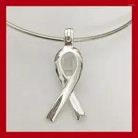 Naszyjniki wisiorek „Symbol różowej wstążki” 925 Srebrny Pearl Gem Bedece Wish Love Scalf Montaż Rak Biżuteria Klatka