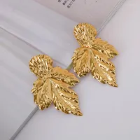 Dangle Ohrringe Goldfarbe plattiert Blattohr Ohrring für Frauen Accessorie Ohrringe Mode Schmuck Feine Accessoires