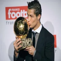 2014 Copa da Copa do Mundo Trophy Cup Fan Souvenirs Ballon d'Or Trophy Resin Ball Award Golden Soccer Trophy MR 21cm224L
