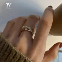 Kreativer Kreuz Schlange Knochen Bambus Form Goldfarbe offene Ringe für Frauen koreanische Mode Schmuck Hochzeitsfeier Girls ungewöhnlicher Ring