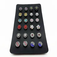 um conjunto de 12 pares femininos de 12 pares24pcs Misture 12 mm Mini Snap Buttons para brincos com um suporte de exibição152q